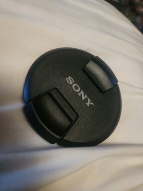 Sony Black Front Lens Cap with Center Tabs